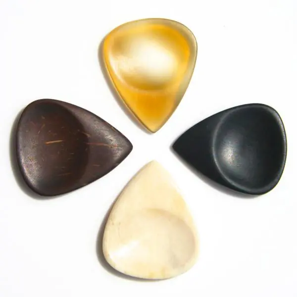 Favoriet Timber tones 4 Bone Picks Pack - Funk
