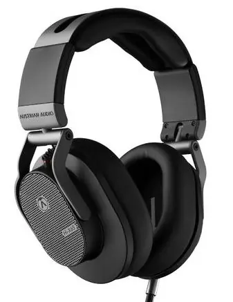 Op = Op Austrian audio Hi-X65